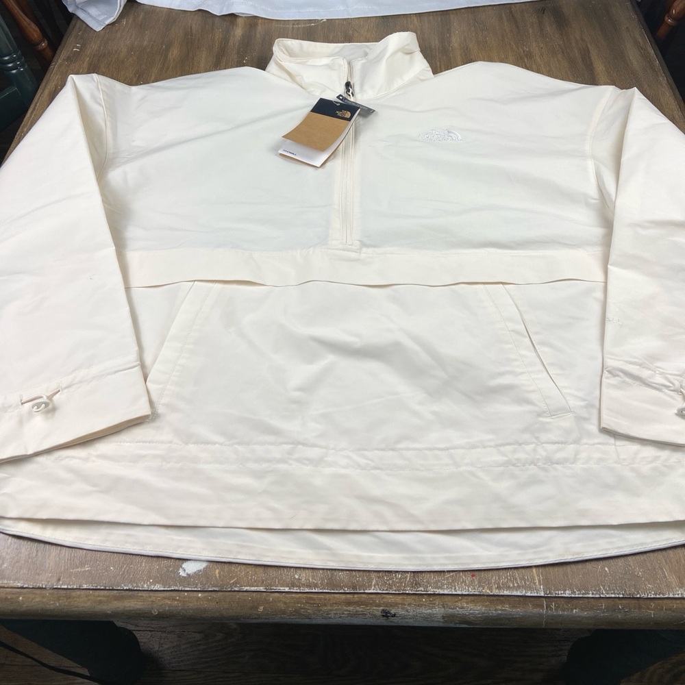The North Face Women’s 2x Easy Wind white Dune Jacket NWT